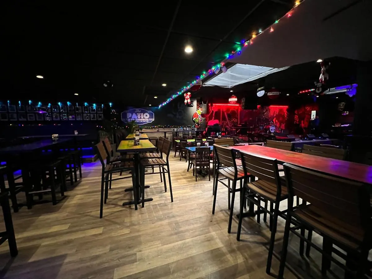 Commercial Hotel Эдмонтон