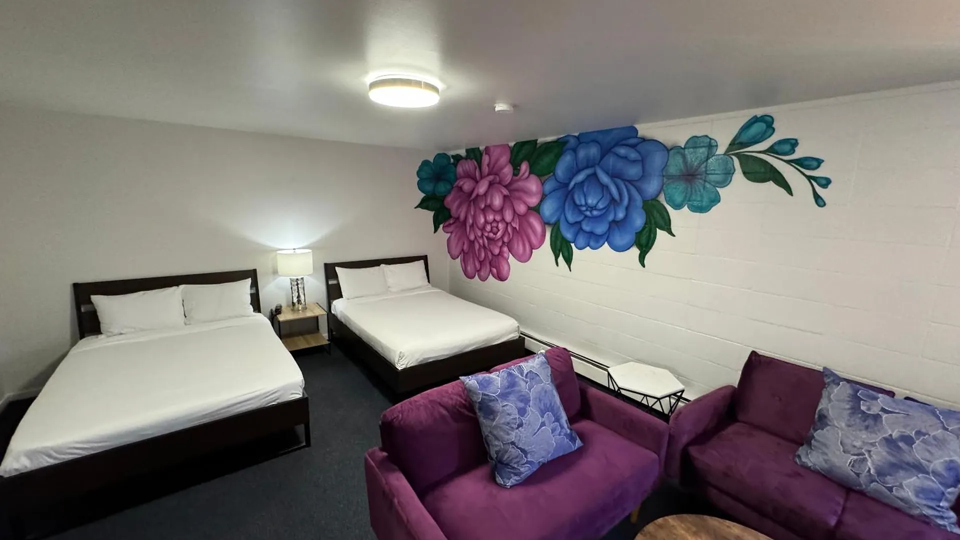 Commercial Hotel Edmonton