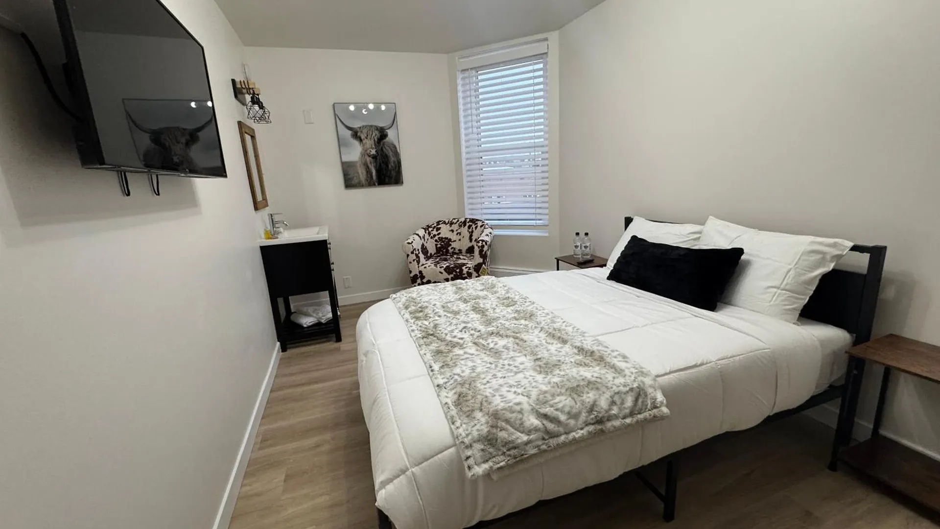 Commercial Hotel Edmonton