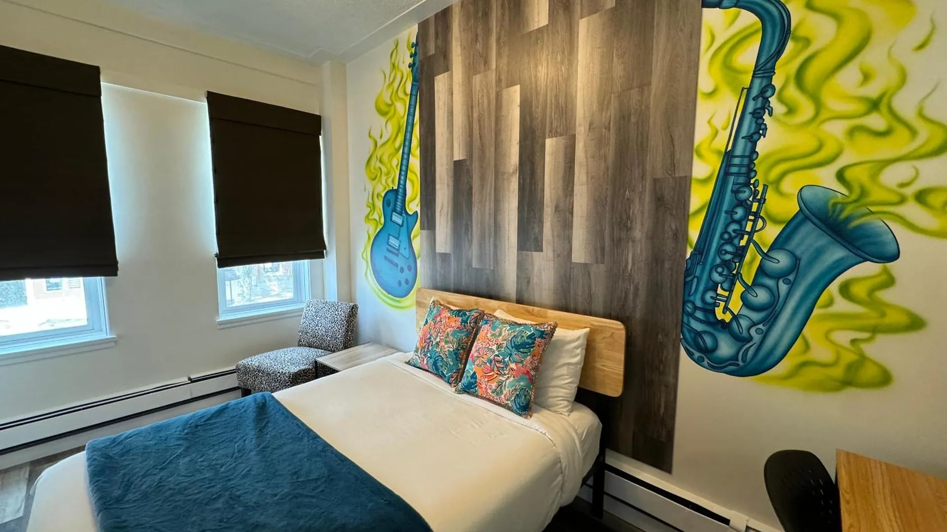 Commercial Hotel Edmonton 2*,  Canada
