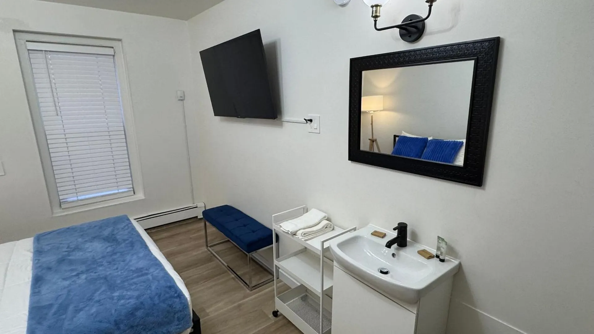 Commercial Hotel Edmonton